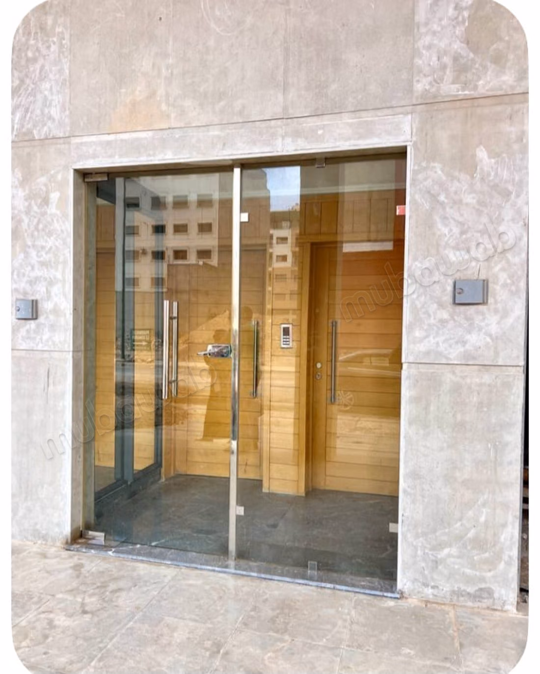 Appartamento arredato con 2 camere da letto in affitto a Haut Founti