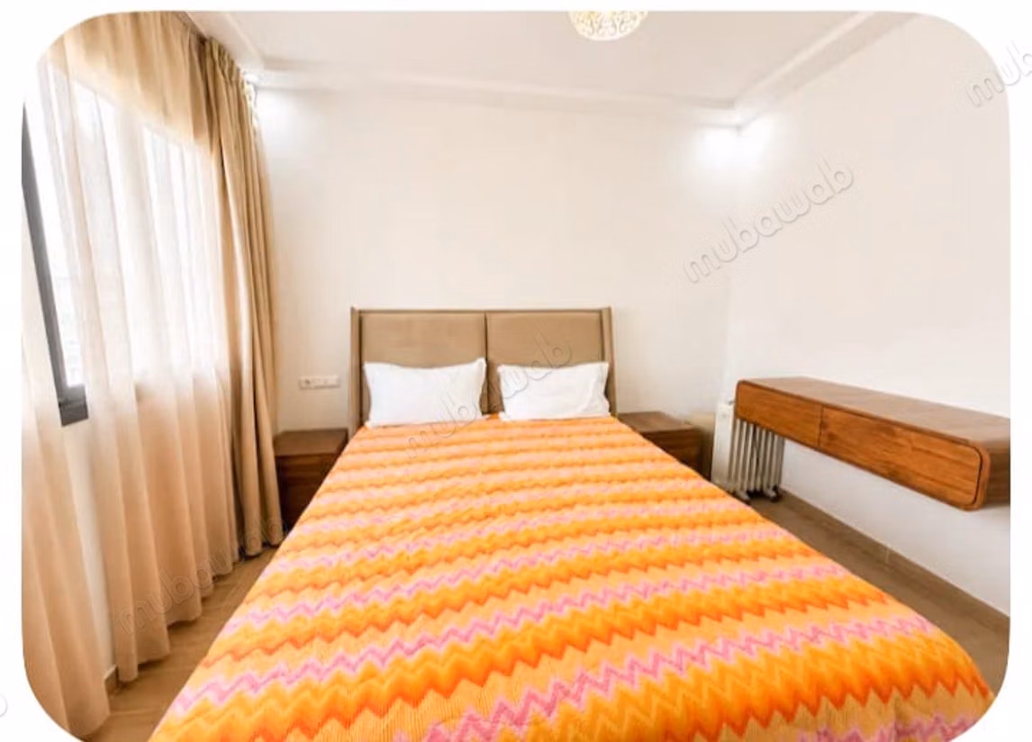 Appartamento arredato con 2 camere da letto in affitto a Haut Founti