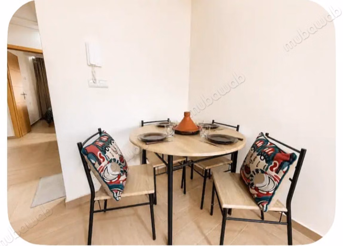 Appartamento arredato con 2 camere da letto in affitto a Haut Founti