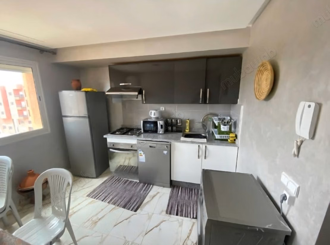Prachtig volledig uitgerust en gemeubileerd appartement - Direct achter het Victor Hugo Lyceum, Camp El Ghoul