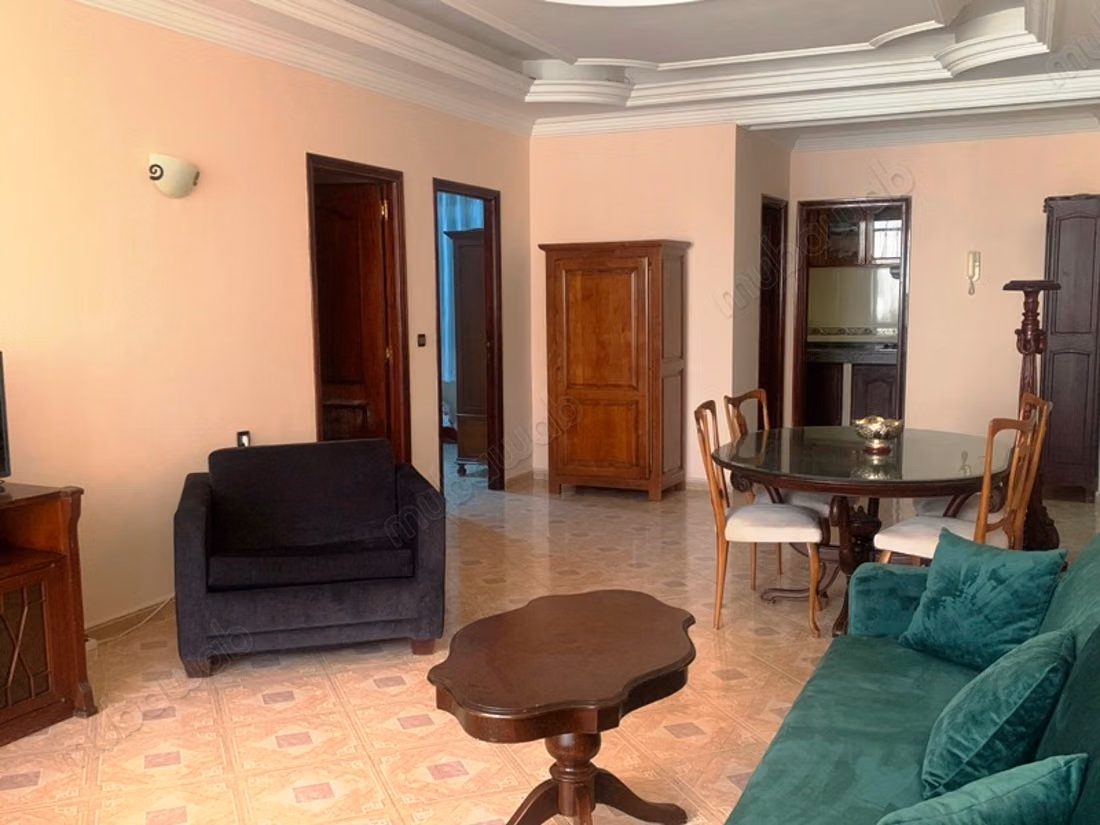 Alquiler de apartamento amueblado en Iberia