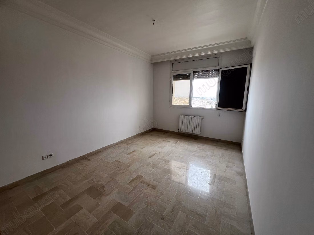  Ennasr – appartement s4 à vendre
