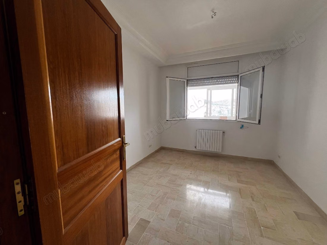  Ennasr – appartement s4 à vendre