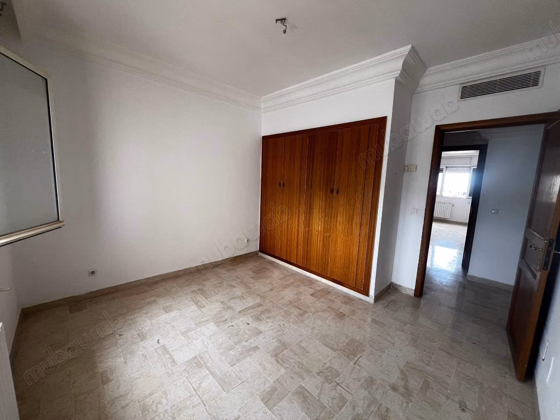  Ennasr – appartement s4 à vendre