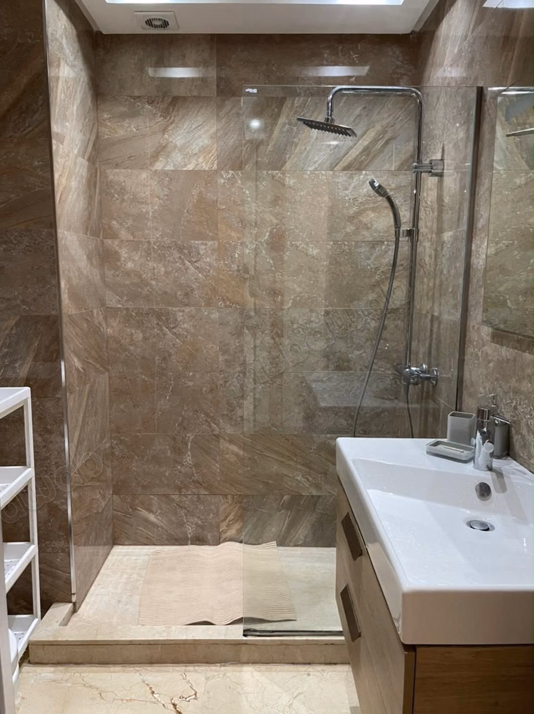 Prachtig gemeubileerd appartement te huur