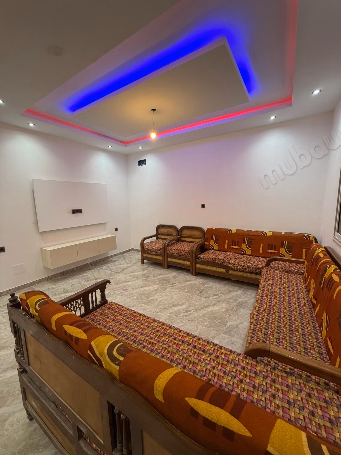 S3 Quartier calme La Marsa / La soukra / RDC / parking