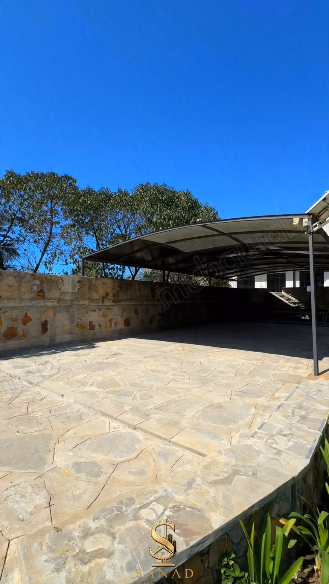 Villa en venta, asegurada y cerca del Monte Al-Kabir
