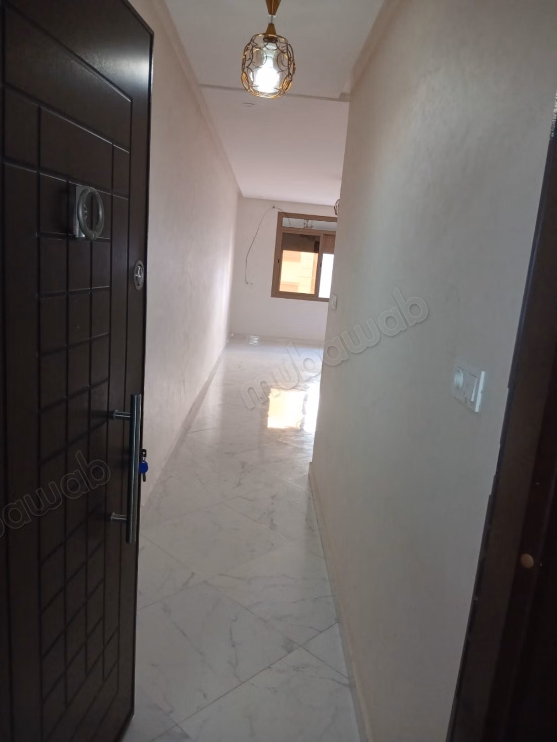 Beautiful apartment for rent in Hay el Matar. 1 Room. Satellite system and secure residence