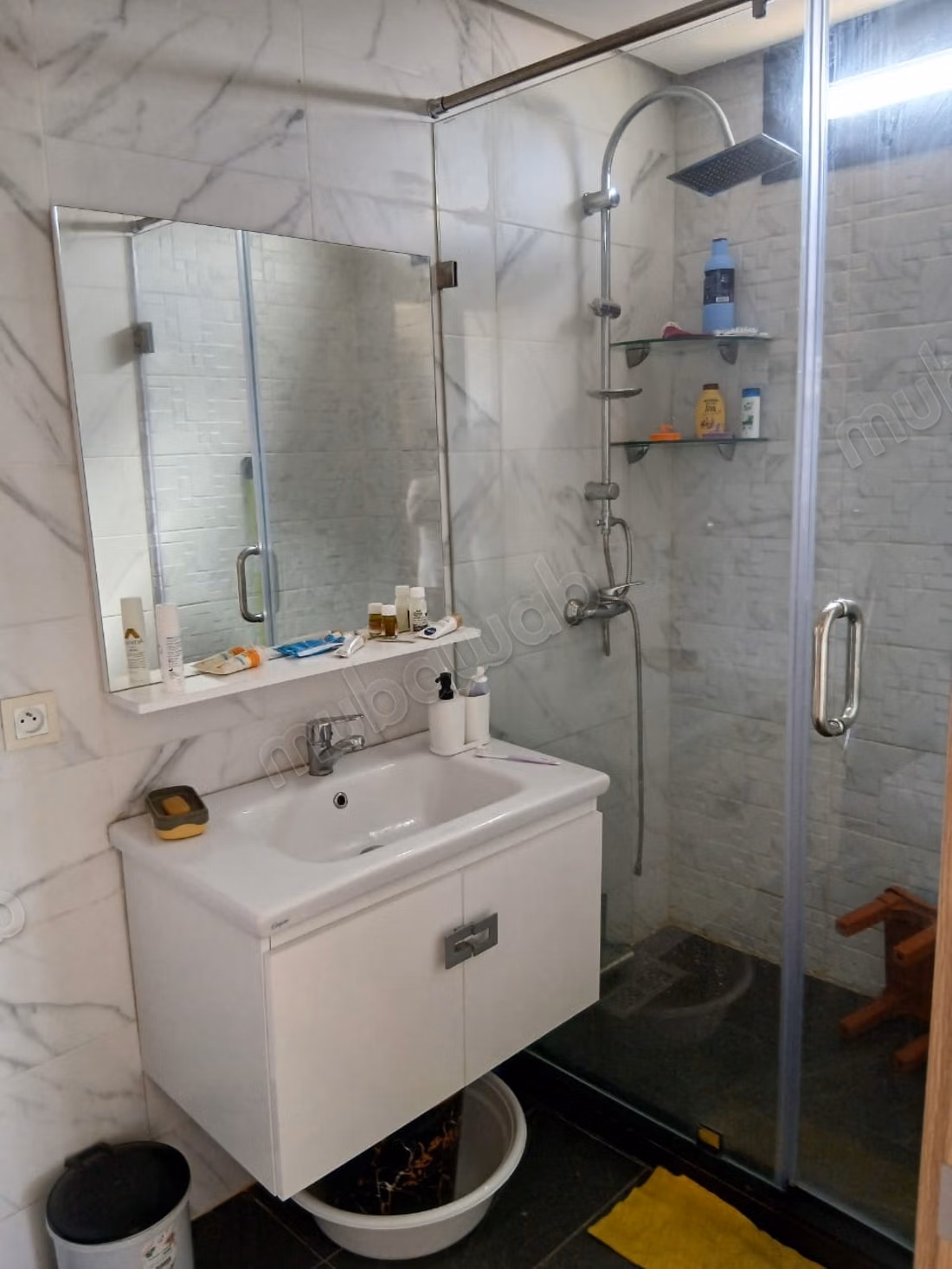 Beautiful apartment for sale in Hay Zobir. 2 bedrooms. Concierge service and air conditioning