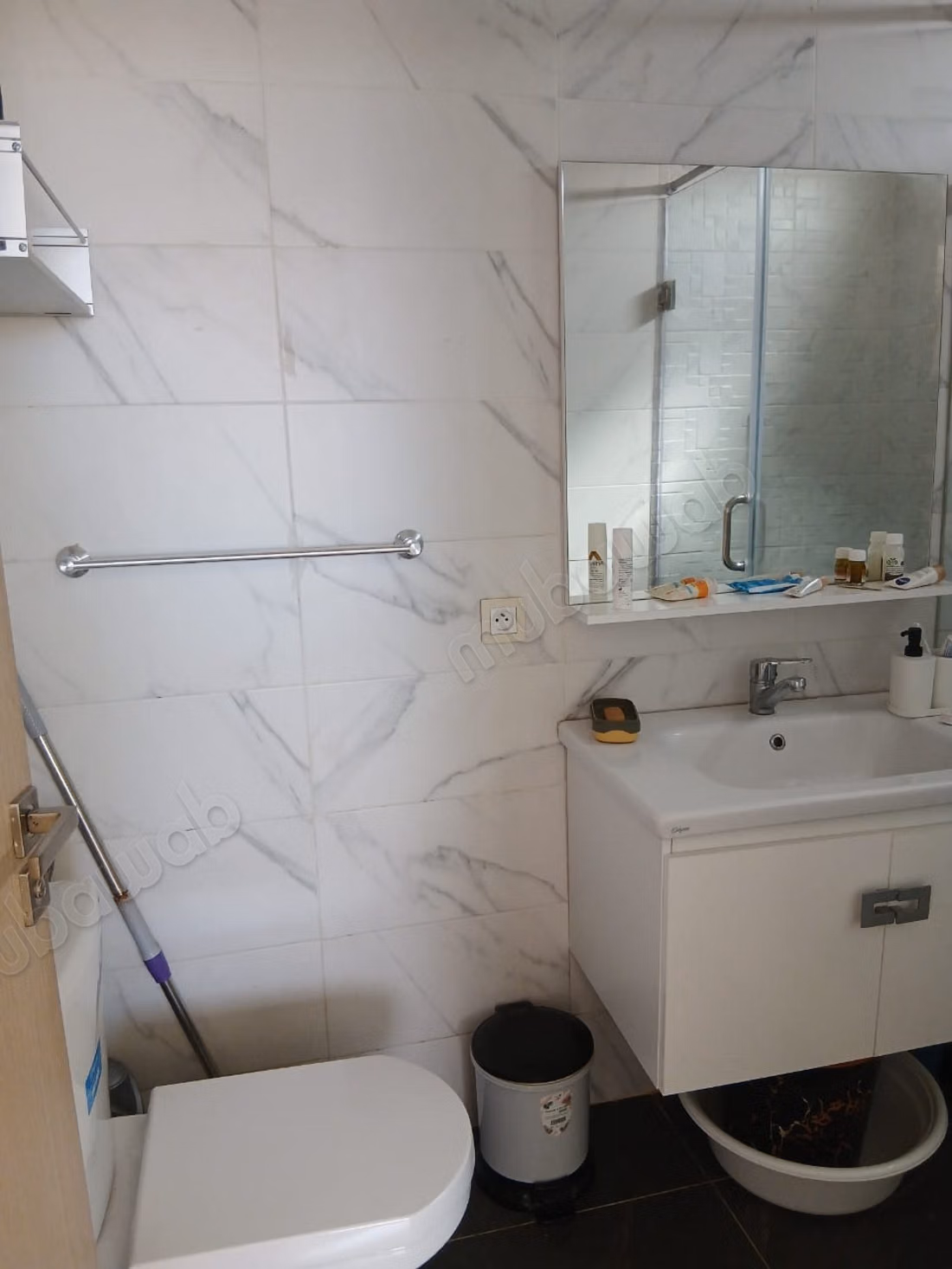 Beautiful apartment for sale in Hay Zobir. 2 bedrooms. Concierge service and air conditioning