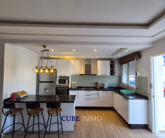 Furnished apartment with sea view