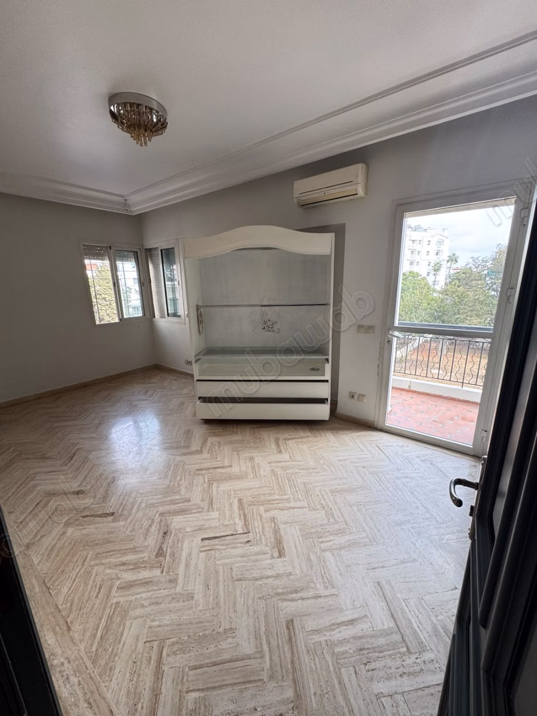 Apartamento de 3 habitaciones en venta en el barrio Racine