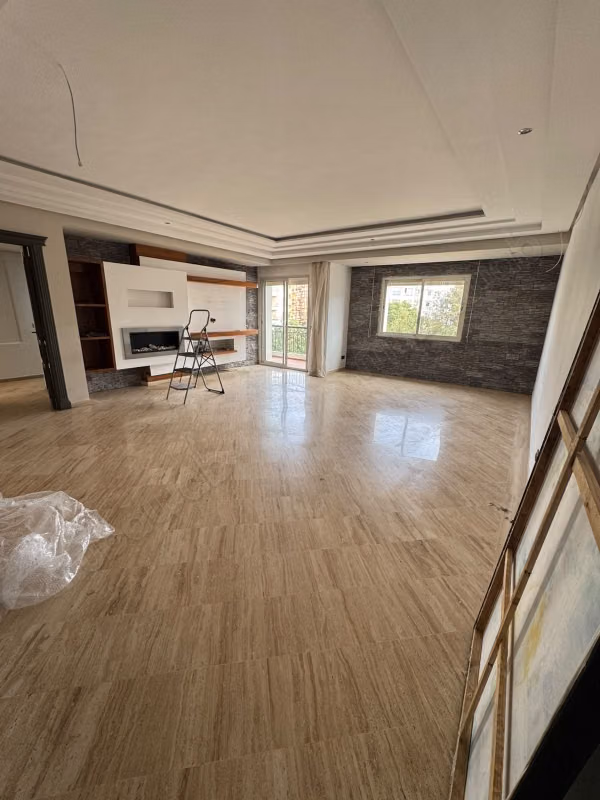 Apartamento de 3 habitaciones en venta en el barrio Racine