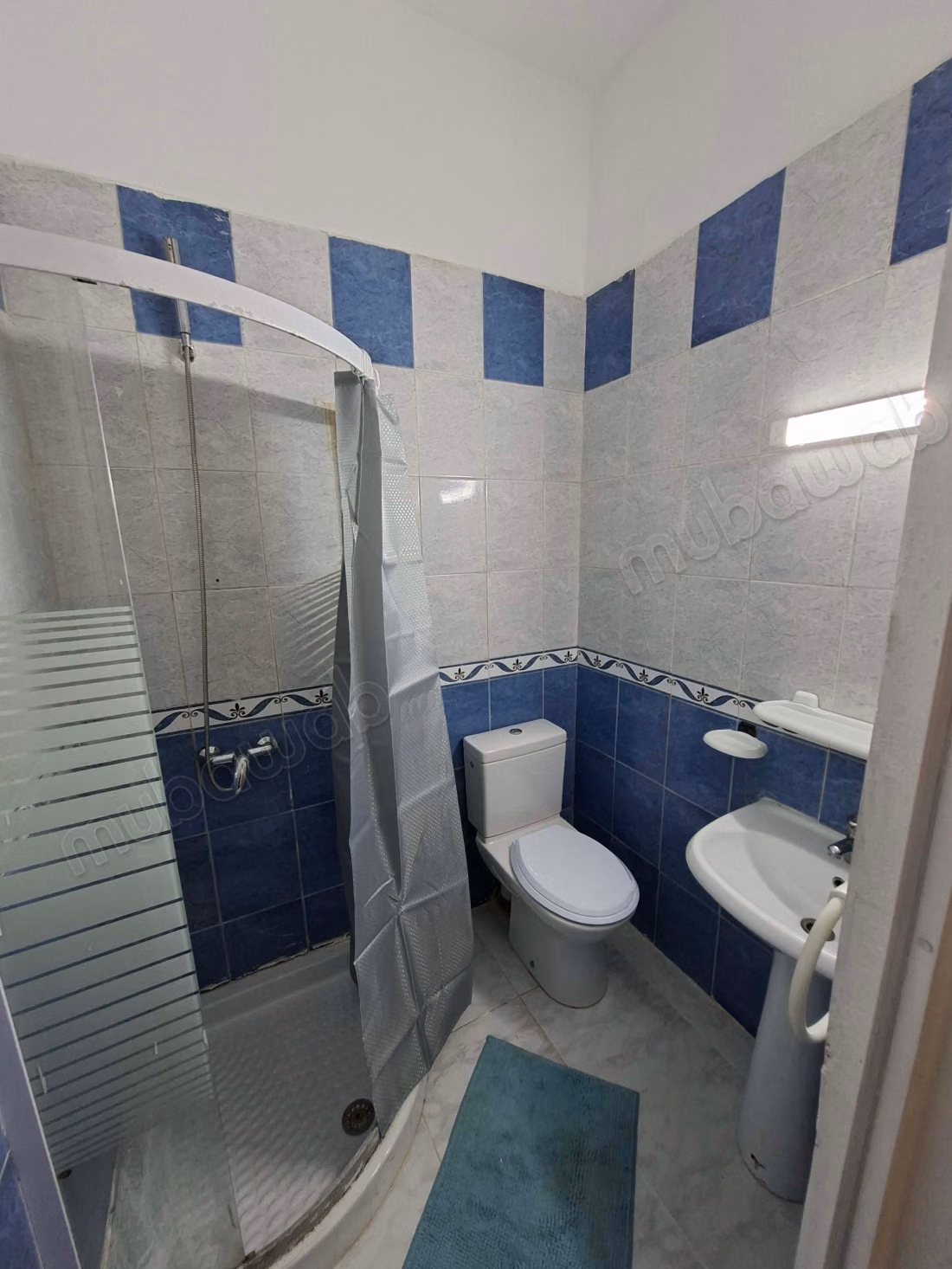 Location saisonnière à La Marsa Ville. 3 pièces. Porte blindée, sécurité