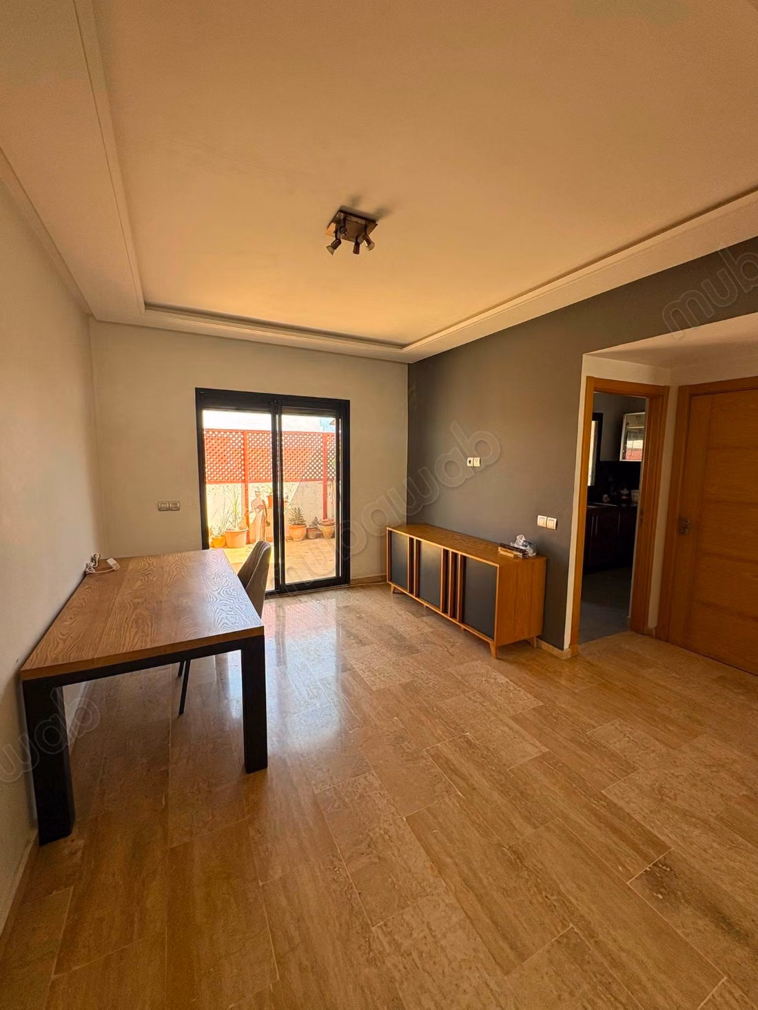 Appartamento arredato con terrazza 95m² Bourgogne 9000 dh