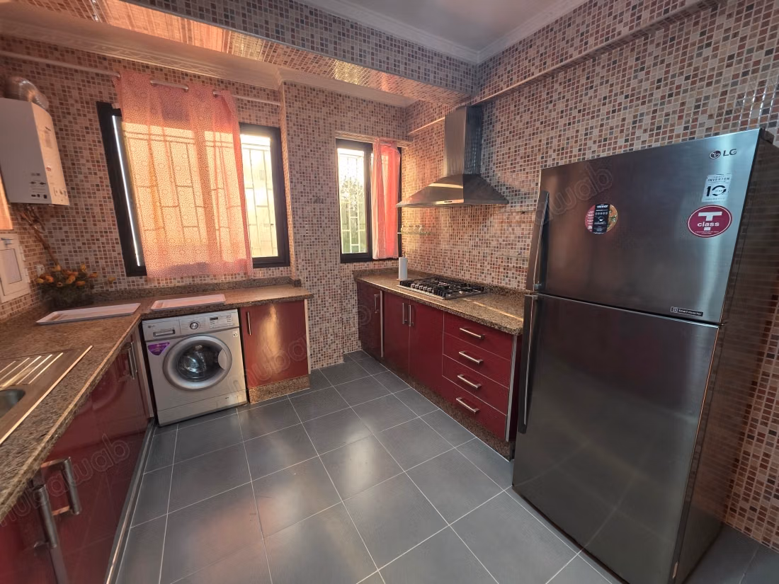 Moderne gemeubileerde appartement in Agdal