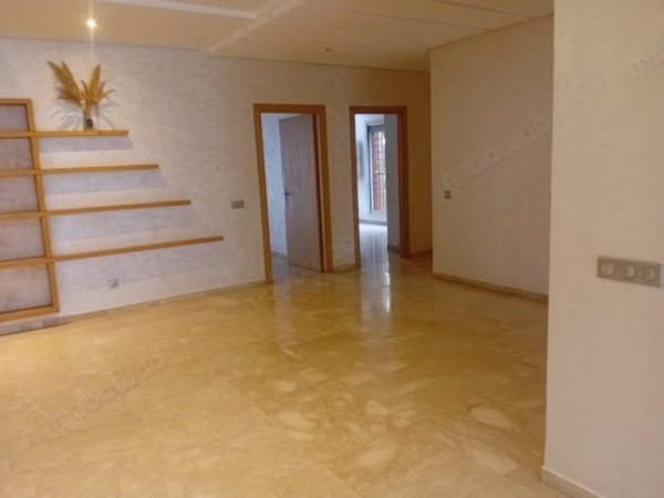 Empty apartment for rent