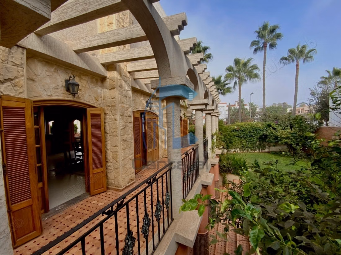 Villa for sale