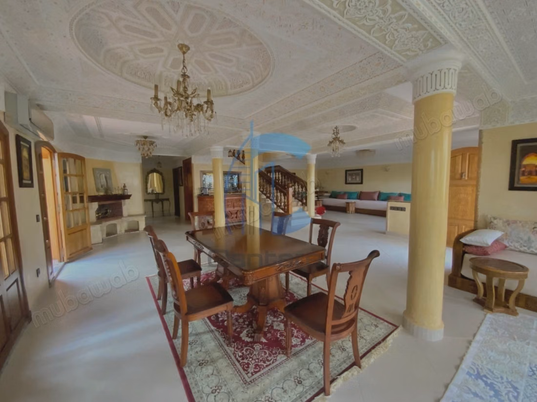 Villa for sale