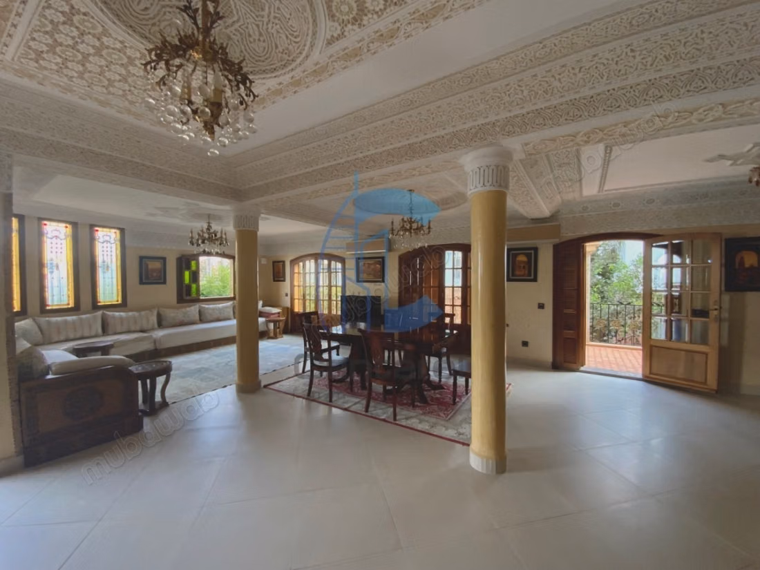 Villa for sale
