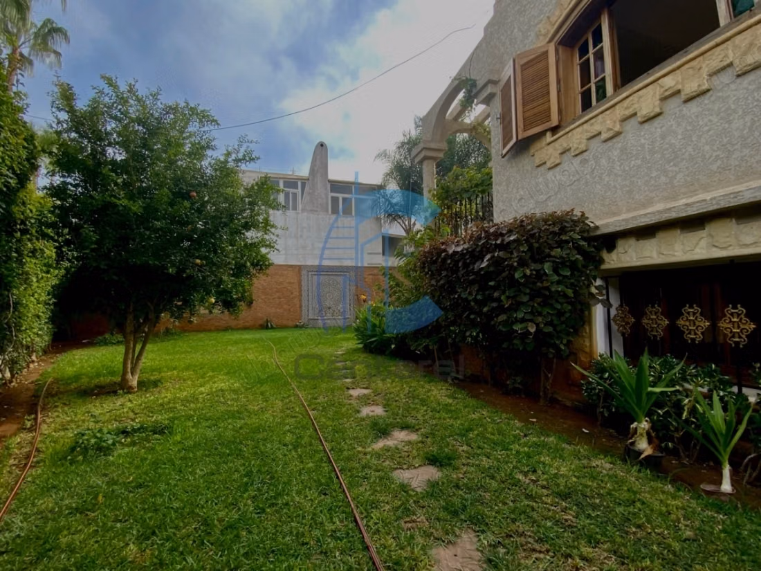 Villa for sale