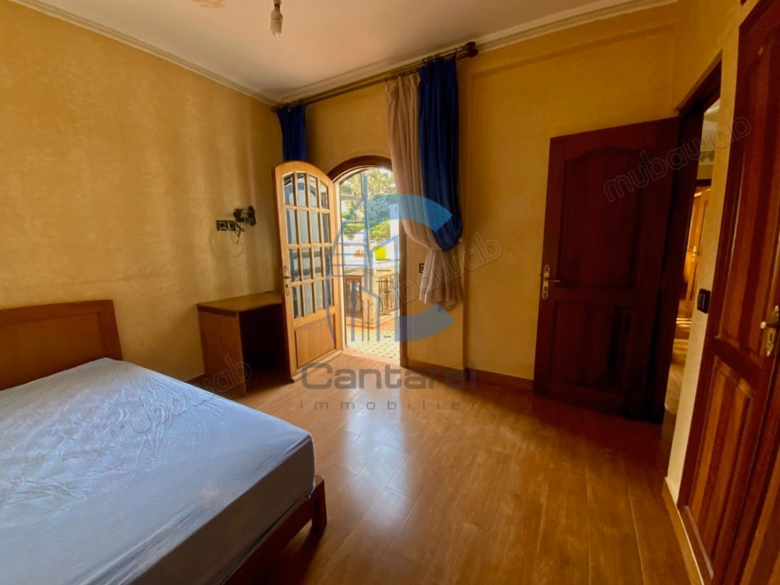 Villa for sale