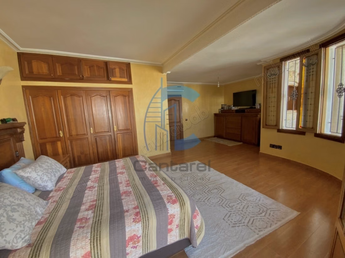 Villa for sale
