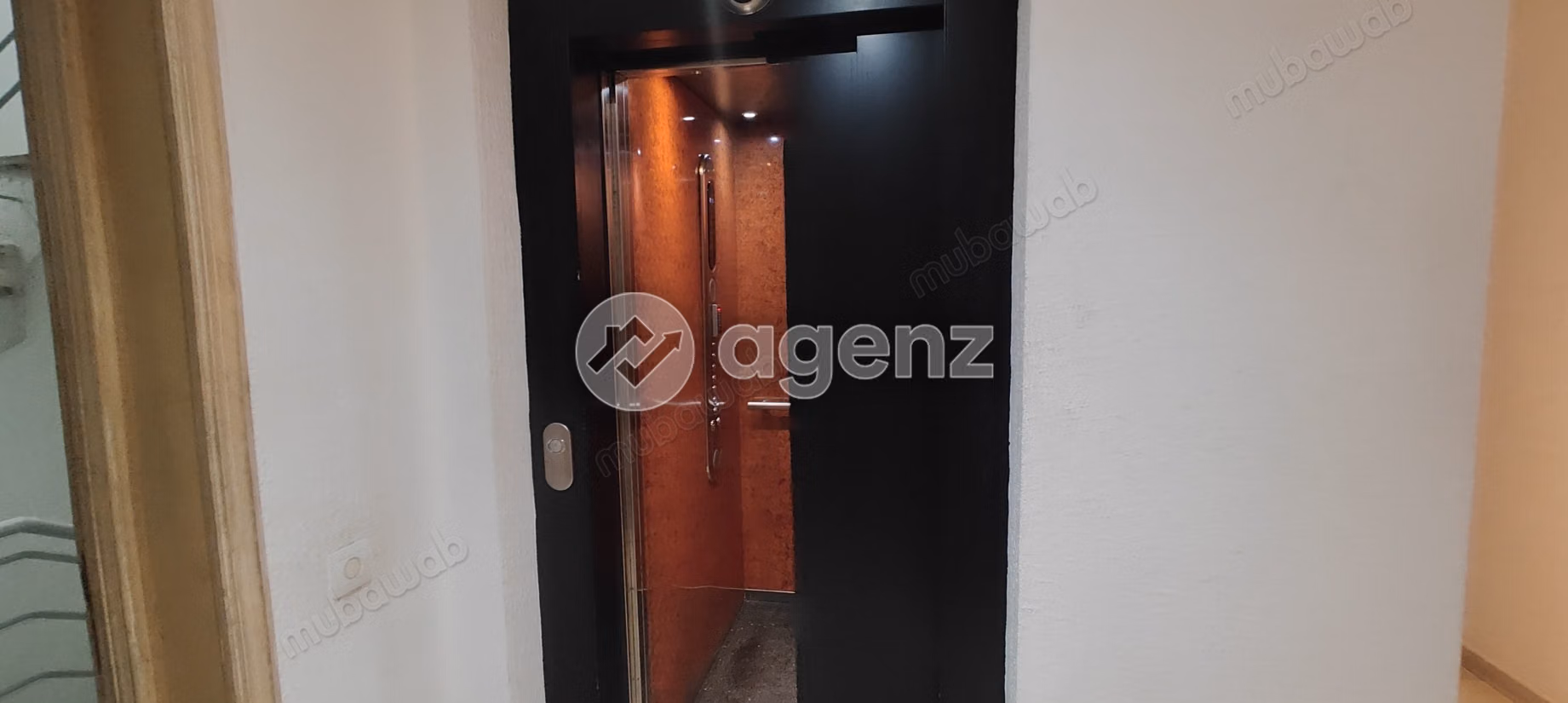 Appartamento in vendita 111 m², 2 camere Maârif Extension Casablanca