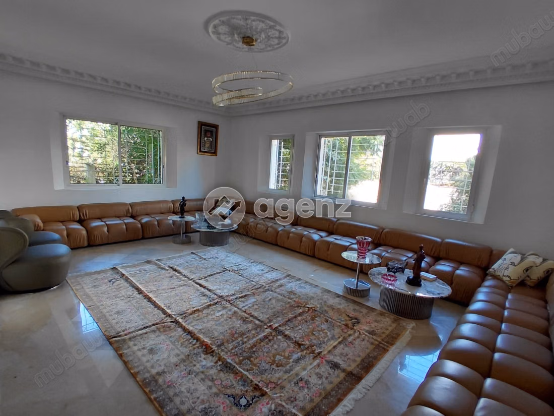 Villa in vendita di 1.000 m², 5 camere California Casablanca