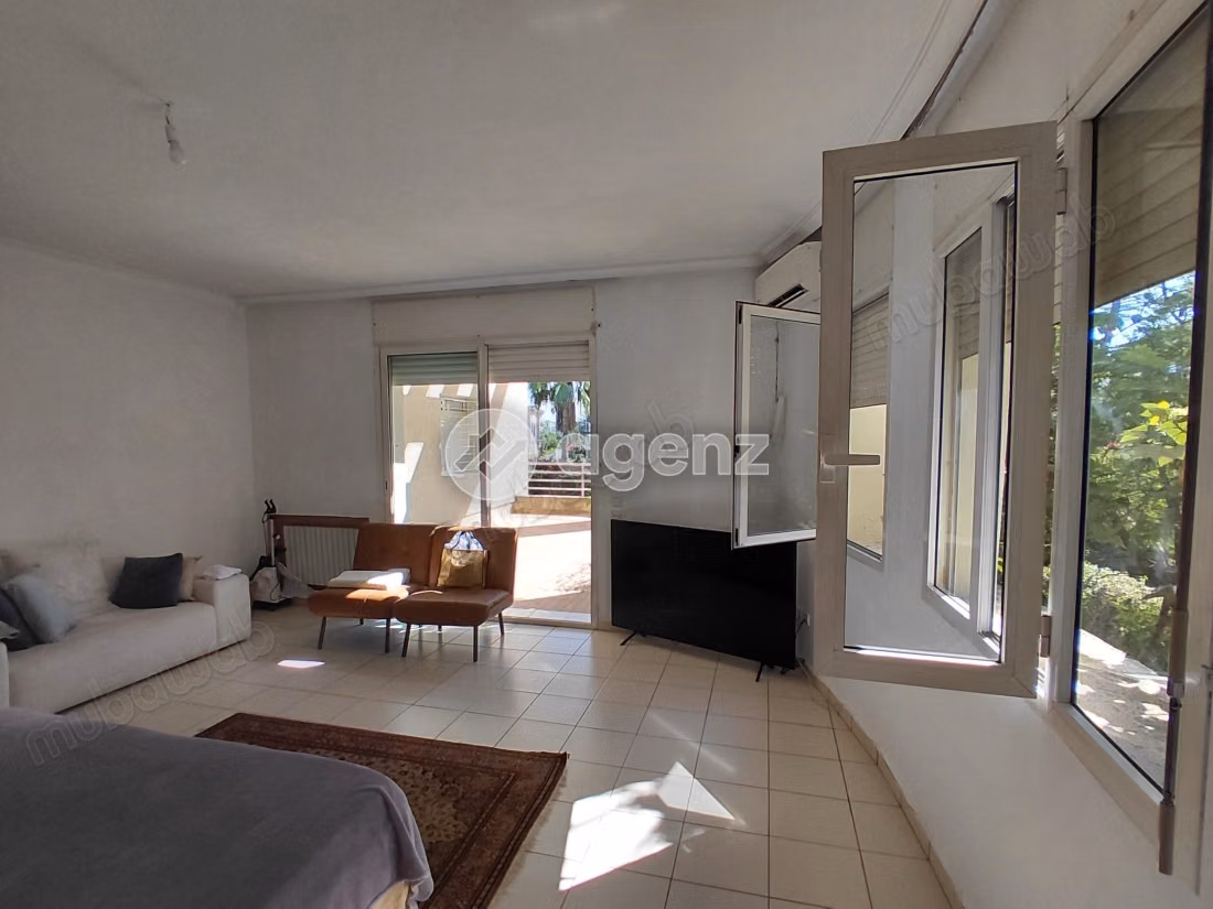 Villa in vendita di 1.000 m², 5 camere California Casablanca