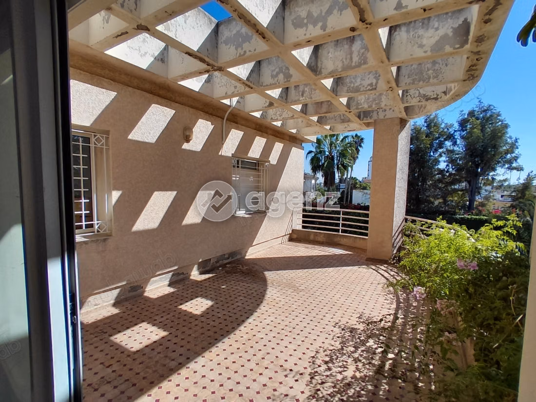 Villa in vendita di 1.000 m², 5 camere California Casablanca