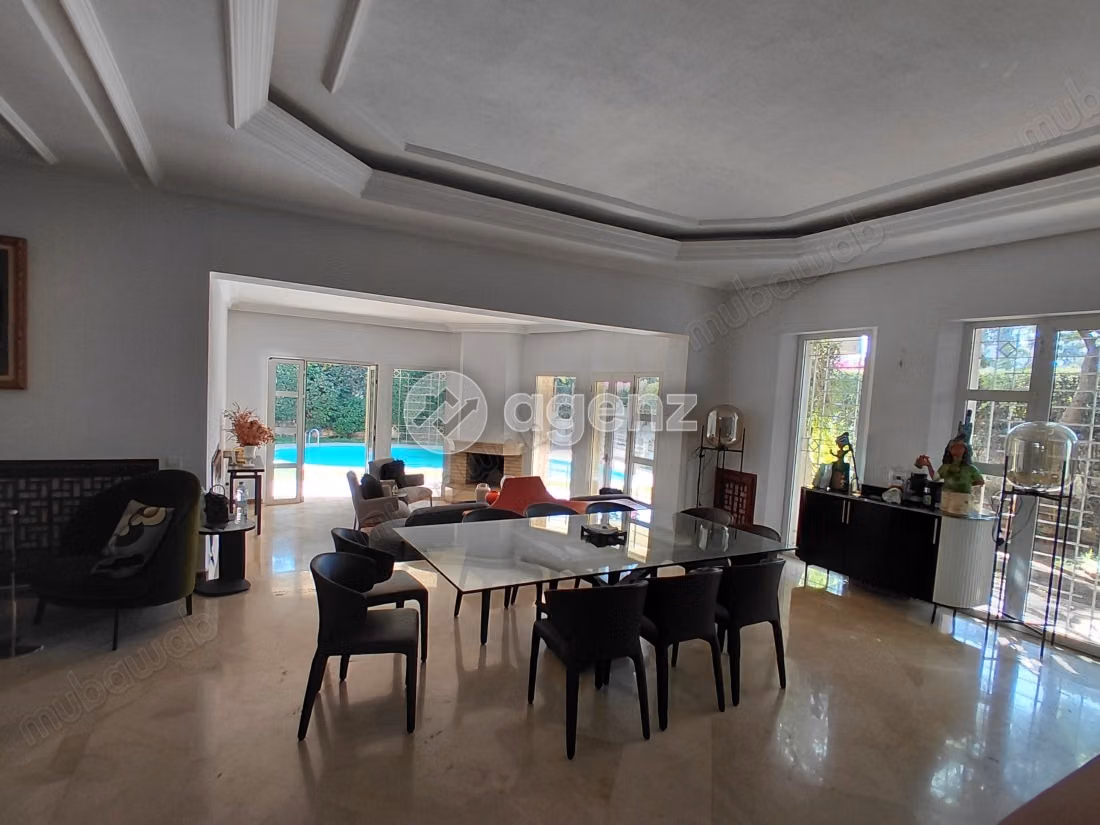 Villa in vendita di 1.000 m², 5 camere California Casablanca