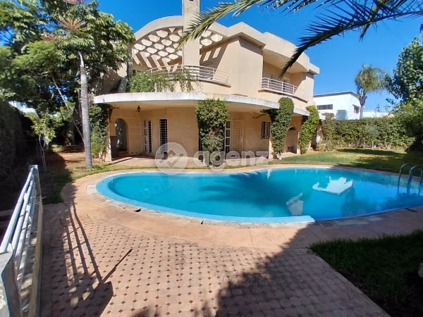 Villa in vendita di 1.000 m², 5 camere California Casablanca