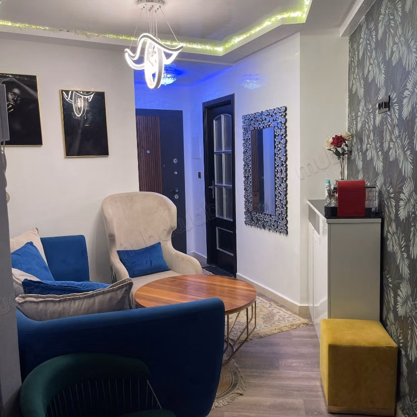 Appartement en vente à Ahlane. 
Surface de 71 m². 
Ascenseur