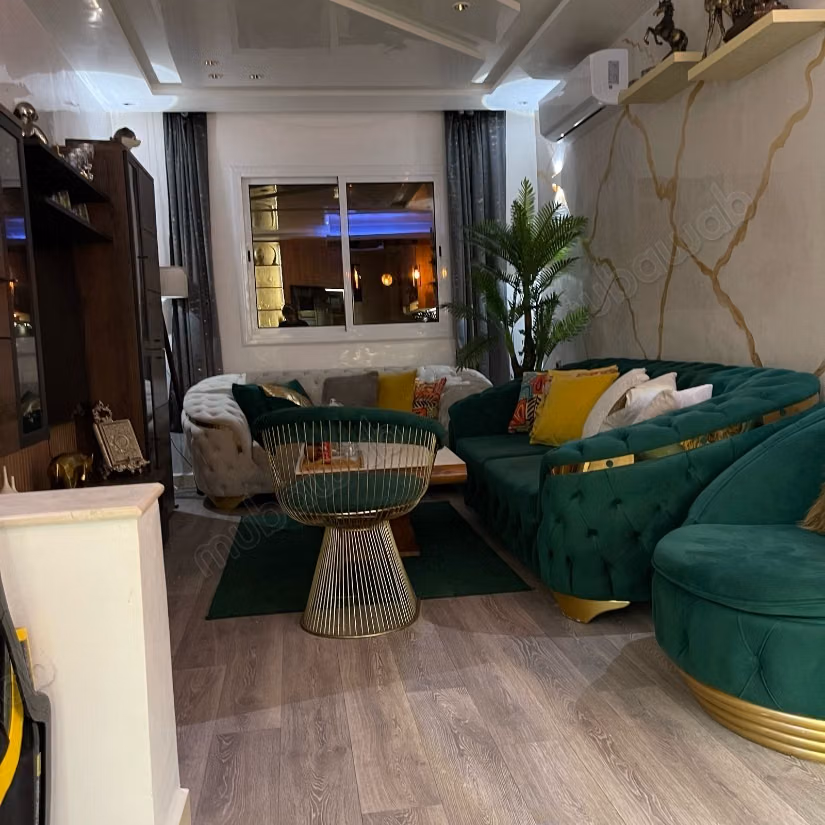 Appartement en vente à Ahlane. 
Surface de 71 m². 
Ascenseur