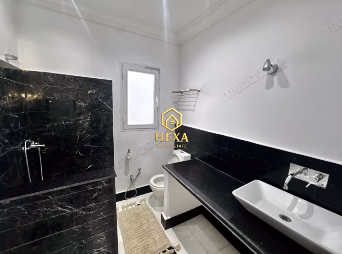 Villa S3 con piscina e giardino a La Soukra