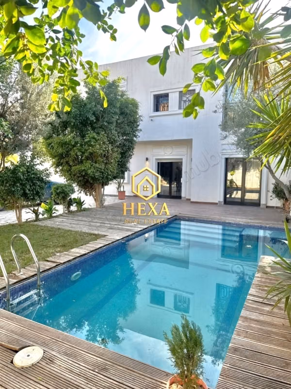 Villa S3 con piscina e giardino a La Soukra
