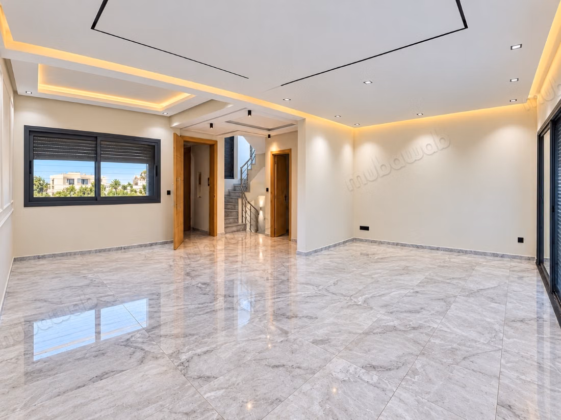 Huis te koop in Sable d'or. 3 mooie slaapkamers. Conciërgeservice