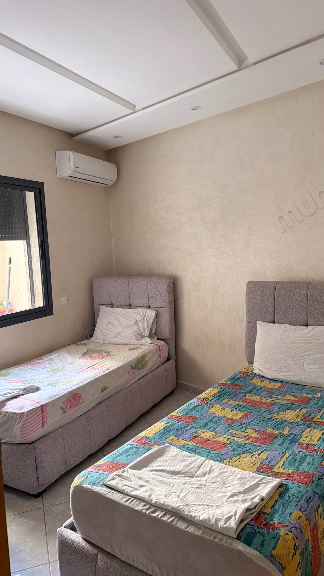 Louez cet appartement à Val Fleuri. 
Superficie 76 m². 
Meublé