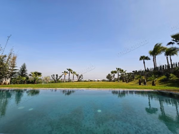 Stunning detached villa on the Golf Front for sale in Ville Verte. 4 beautiful bedrooms. Pool and air conditioning
