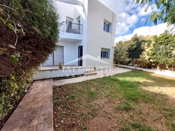 Villa S4 con giardino al Lago 1