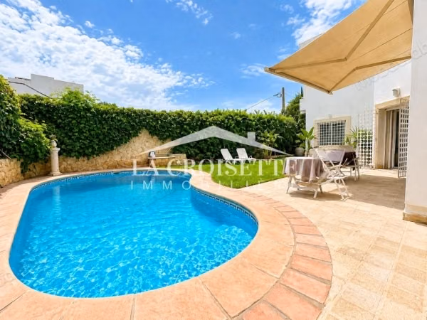 Villa meublée S5 avec piscine à La Marsa