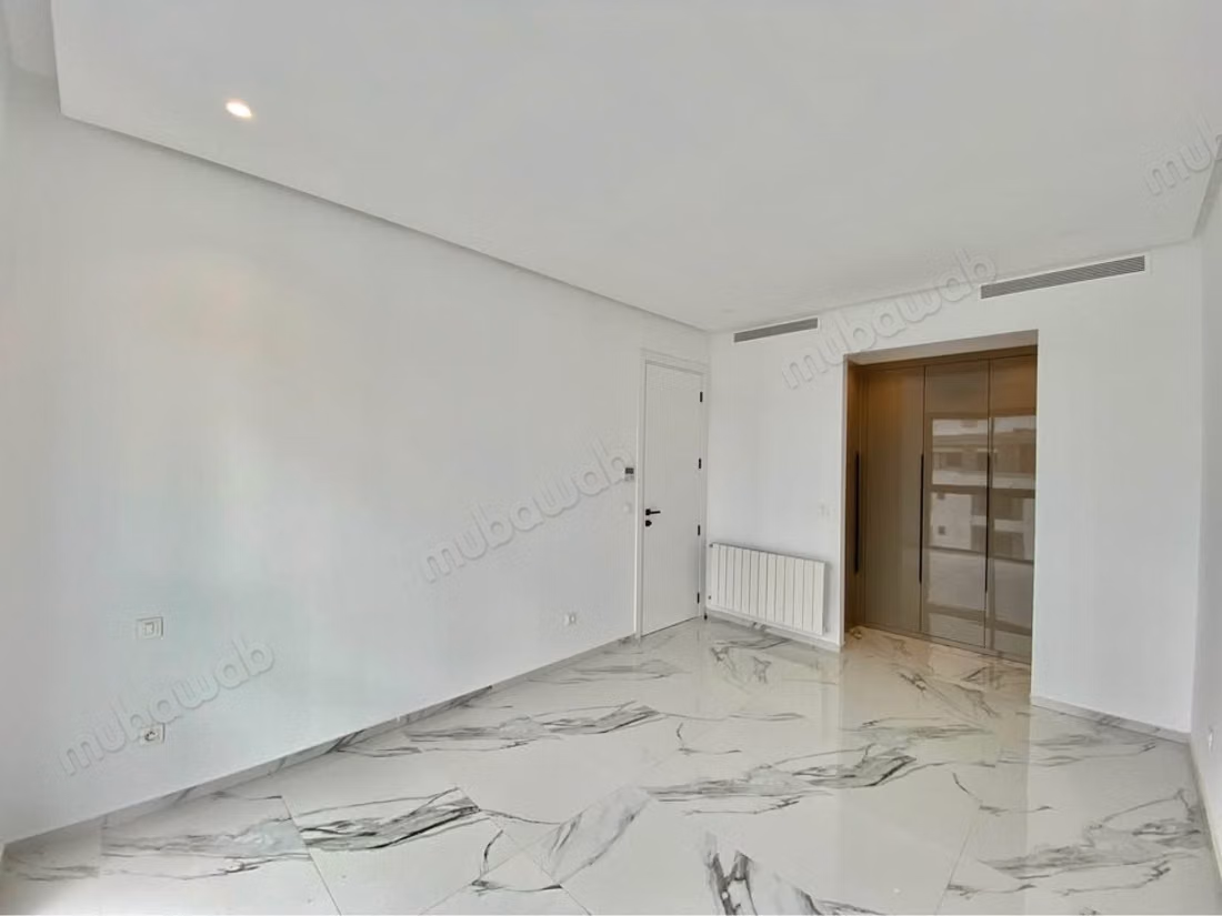 Nuovo attico S3 con piscina e palestra