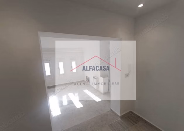 In affitto: piano di villa S3 nei Giardini di Aouina