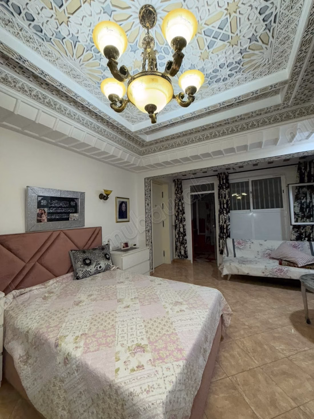 Opportunity not to be missed. Frontline villa by the sea