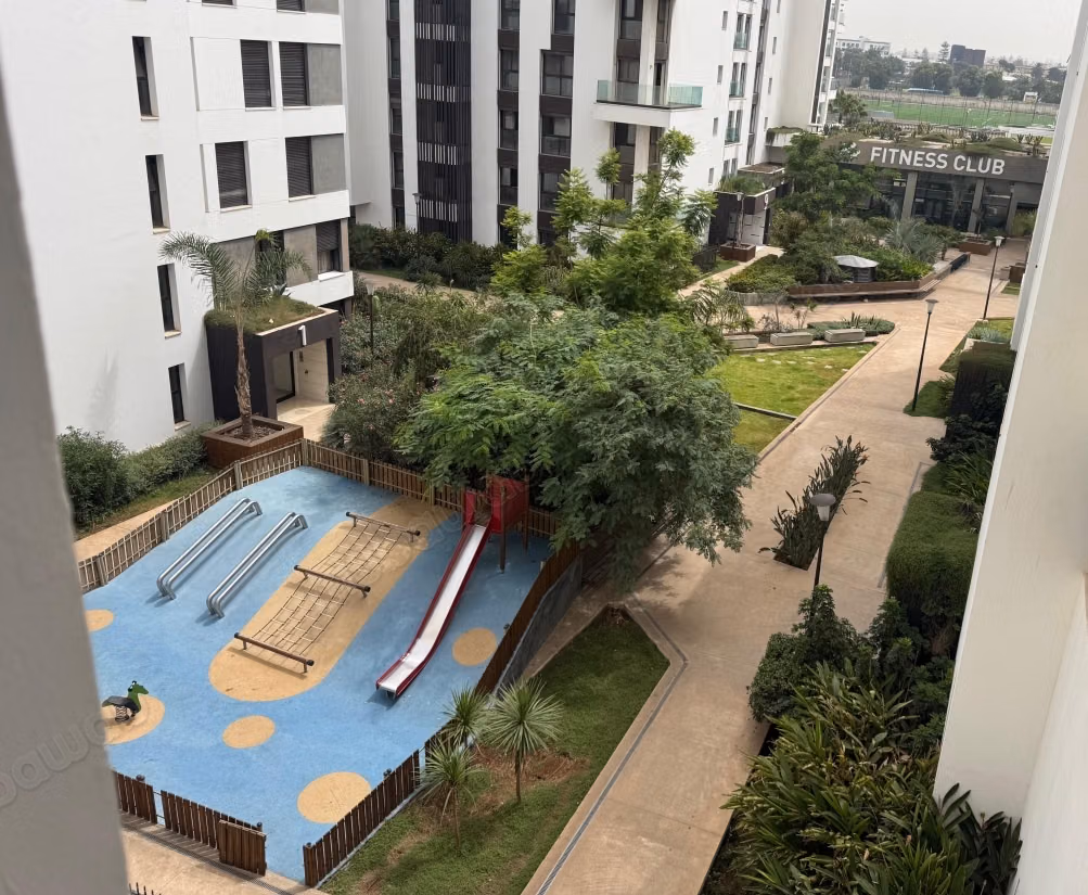 For sale apartment 3 rooms in CFC