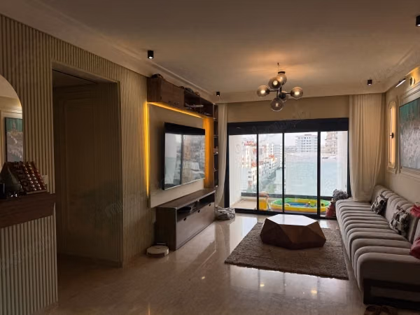 For sale apartment 3 rooms in CFC