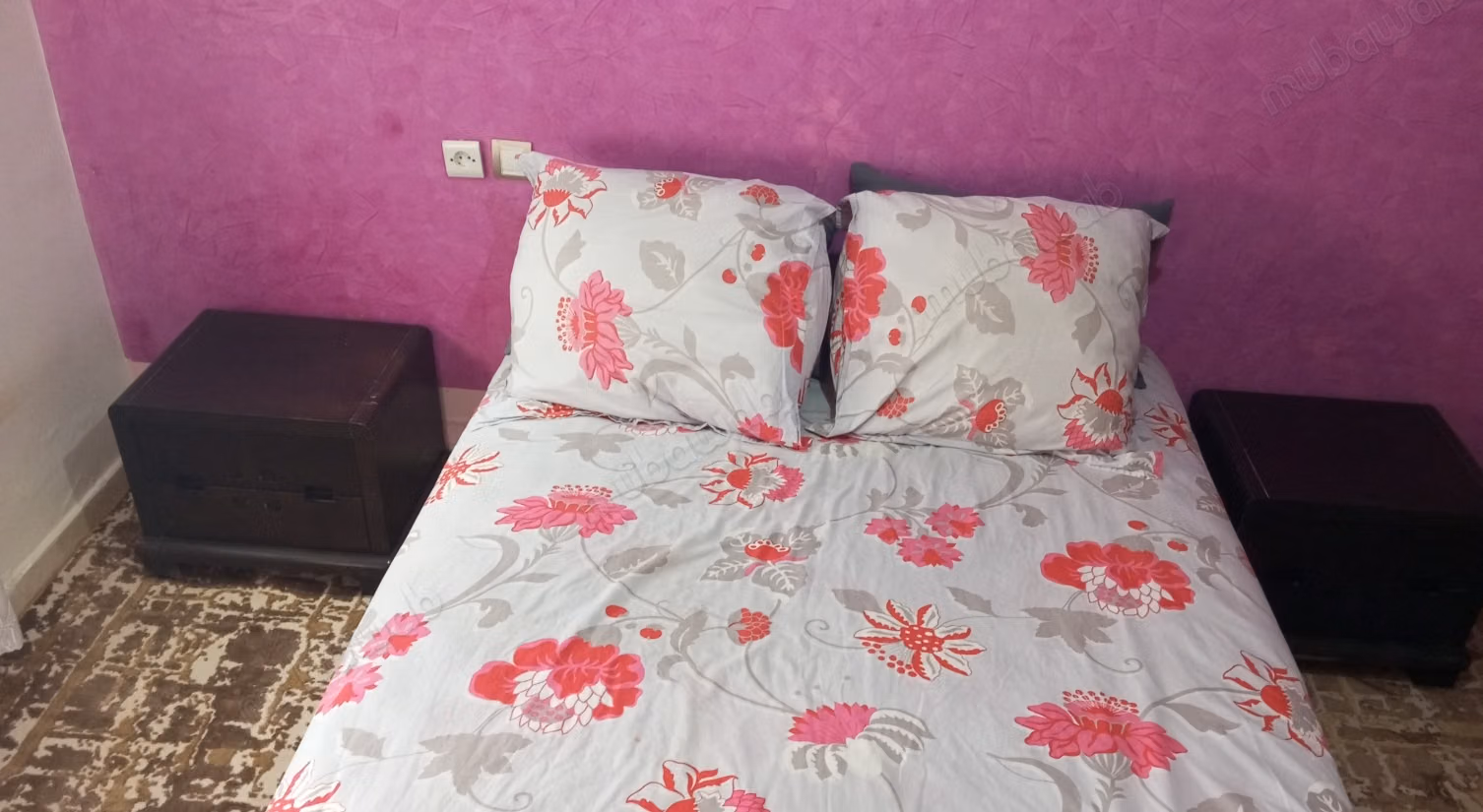 Location d'une chambre à Kébibat. 4 pièces confortables