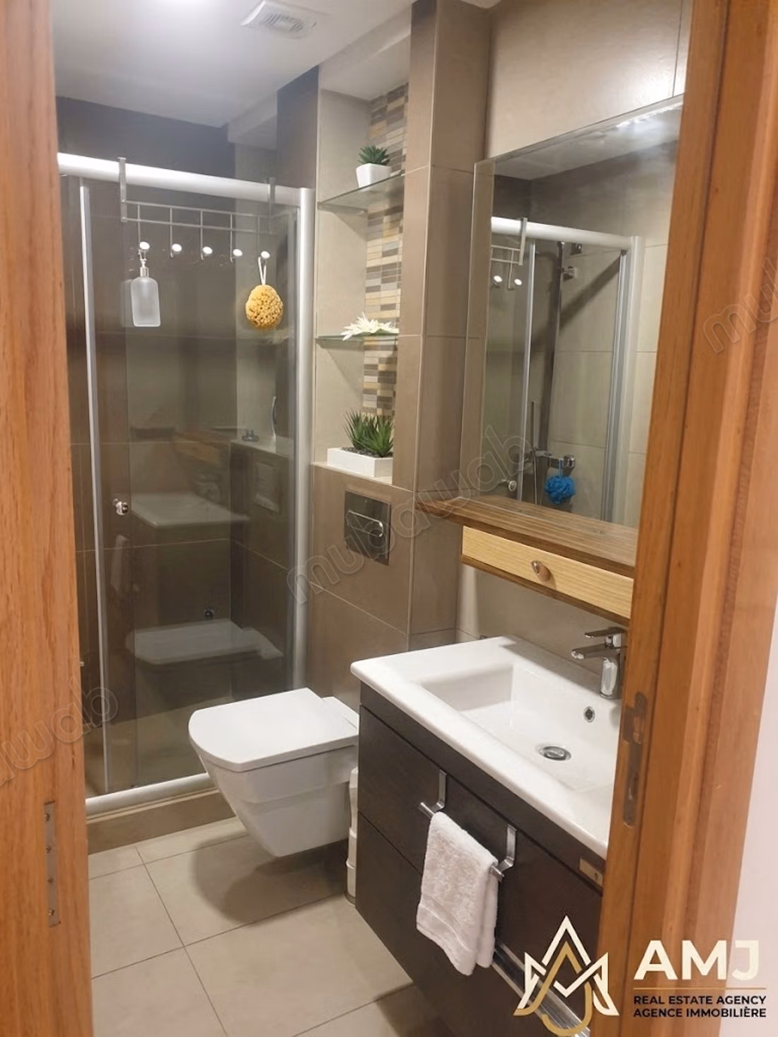 Apartment for rent 114 m² in Casablanca BOURGOUNE