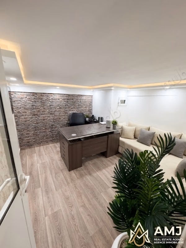 Commercial space for rent or sale